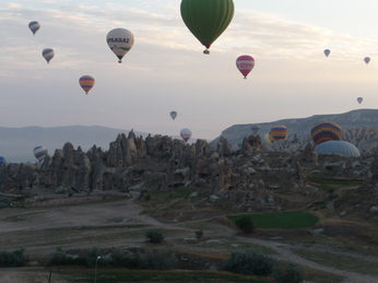 P1040500.JPG 3456x2592 index 256